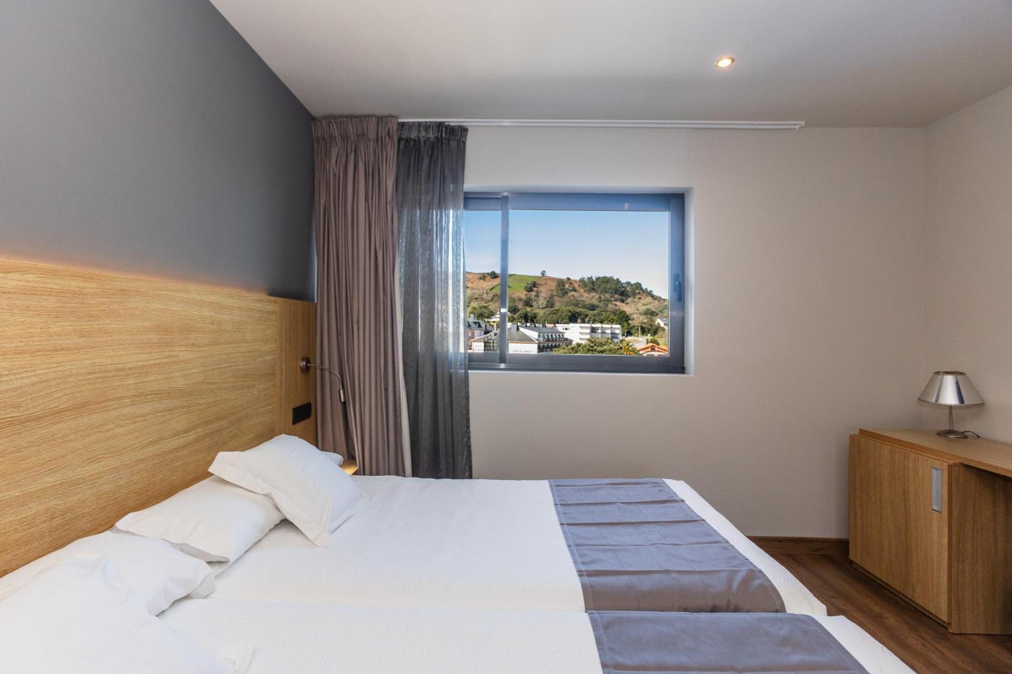 Hotel Astuy Isla Exterior photo